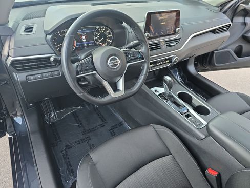 Used 2019 Nissan Altima 2.5 SV image 18