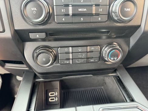 Used 2018 Ford F150 XL w/ Equipment Group 101A Mid AWD/4WD image 15