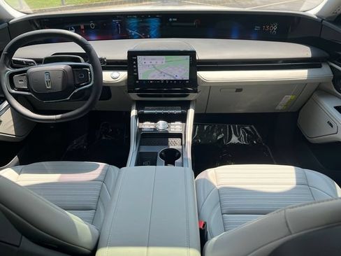 New 2026 Lincoln Nautilus Reserve w/ Jet Appearance Package AWD/4WD image 24