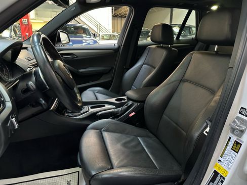 Used 2014 BMW X1 xDrive35i w/ M Sport Line image 16