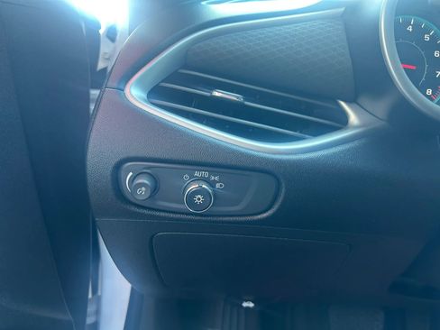 Used 2022 Chevrolet Malibu LT FWD image 14