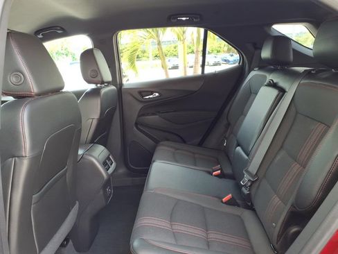 Used 2024 Chevrolet Equinox RS w/ LPO, Floor Liner Package FWD image 8