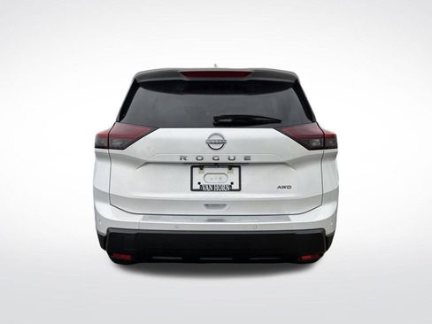 New 2026 Nissan Rogue SV image 12