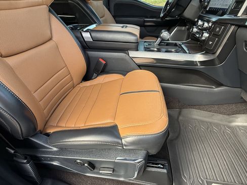 Used 2021 Ford F150 Platinum w/ Equipment Group 701A High image 14