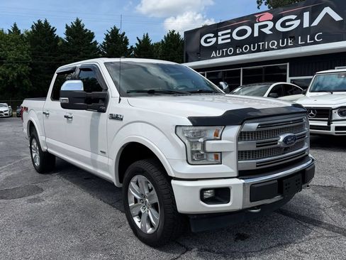 Used 2017 Ford F150 Platinum w/ Equipment Group 701A Luxury AWD/4WD image 3