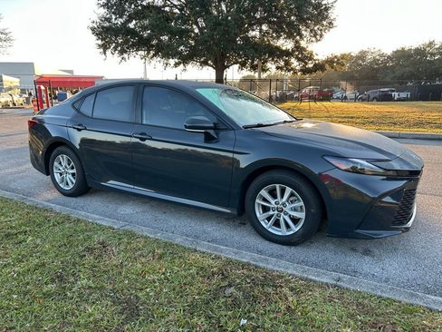 Certified 2025 Toyota Camry LE image 7