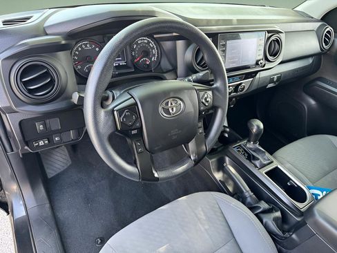 Used 2022 Toyota Tacoma SR AWD/4WD image 22