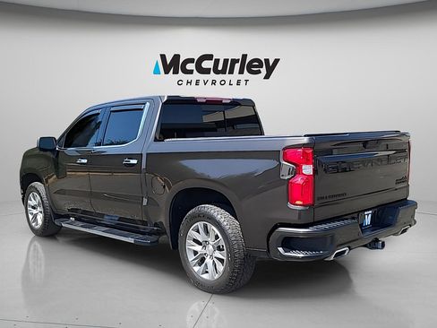 Used 2022 Chevrolet Silverado 1500 High Country w/ Safety Package II AWD/4WD image 5