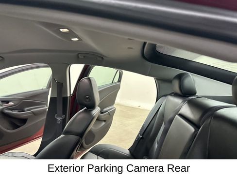 Used 2017 Chevrolet Volt Premier w/ Driver Confidence II Package FWD image 30