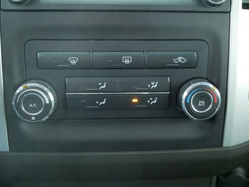 Used 2015 Nissan Xterra PRO-4X w/ Pro-4x Leather Package image 28