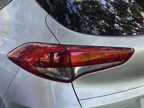Used 2018 Hyundai Tucson SEL FWD image 7