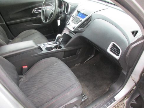 Used 2014 Chevrolet Equinox LS image 6