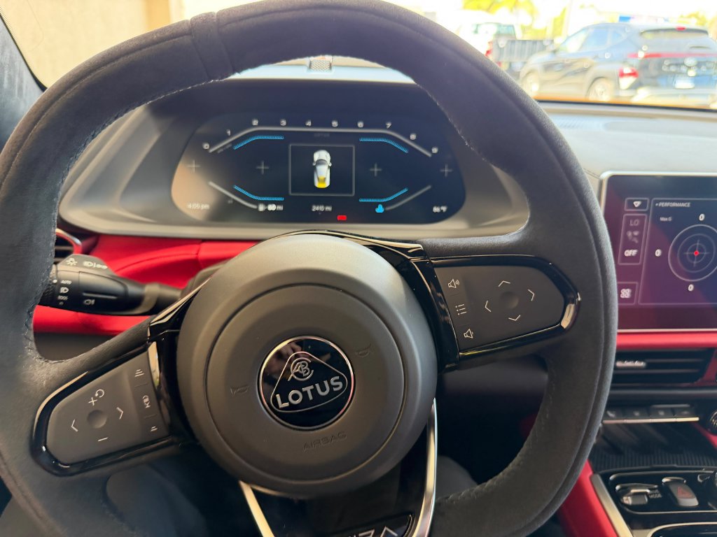 Used 2025 Lotus Emira RWD image 15