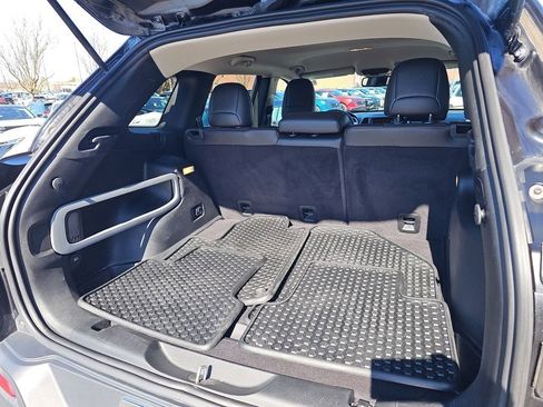 Used 2015 Jeep Cherokee Trailhawk image 20