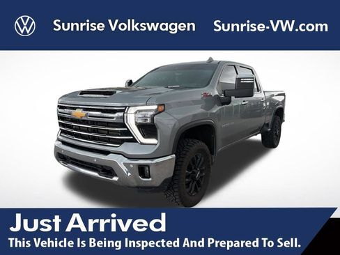 Used 2024 Chevrolet Silverado 2500 LTZ w/ LTZ Convenience Package image 1