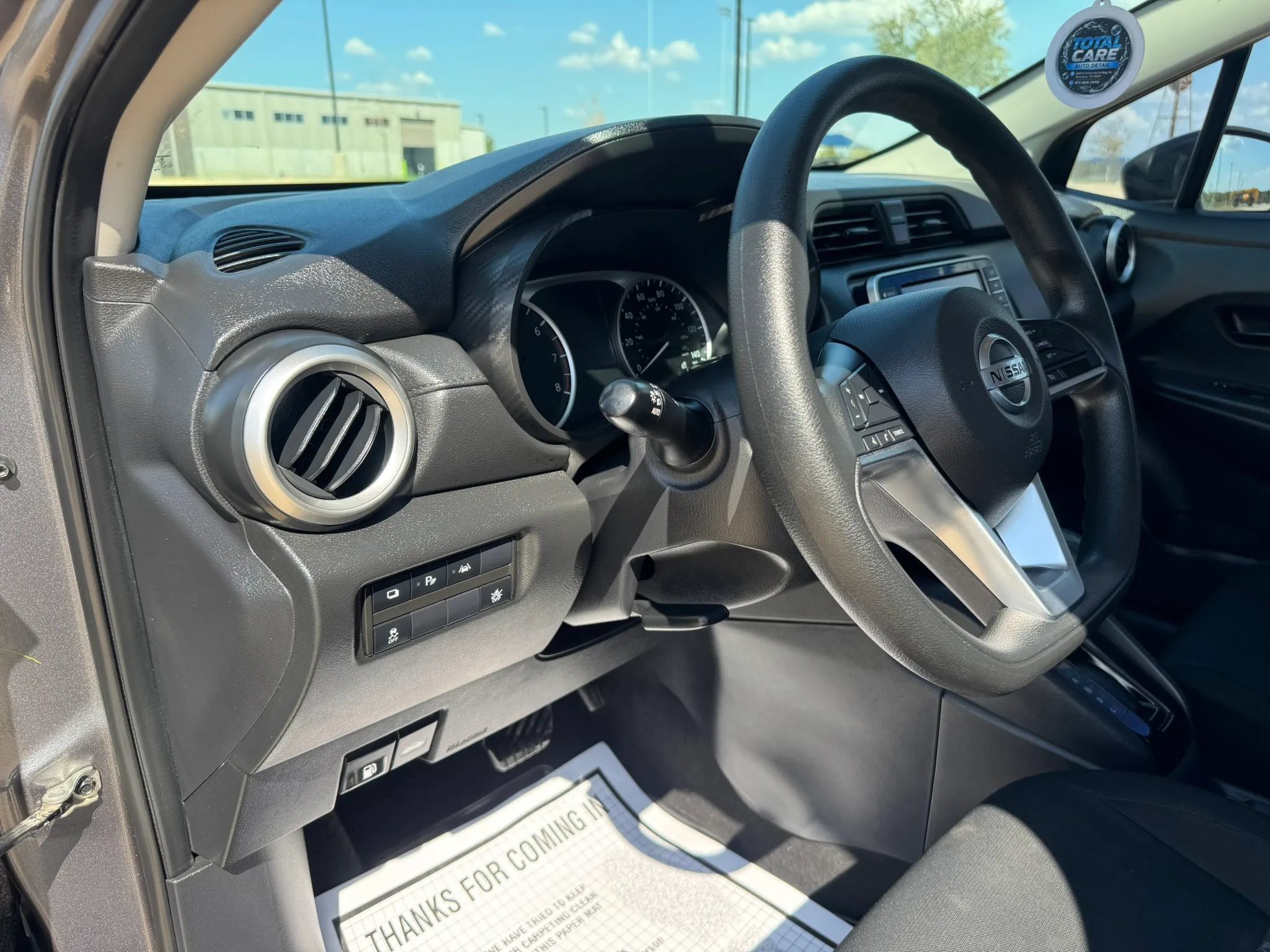 Used 2021 Nissan Versa S FWD image 17