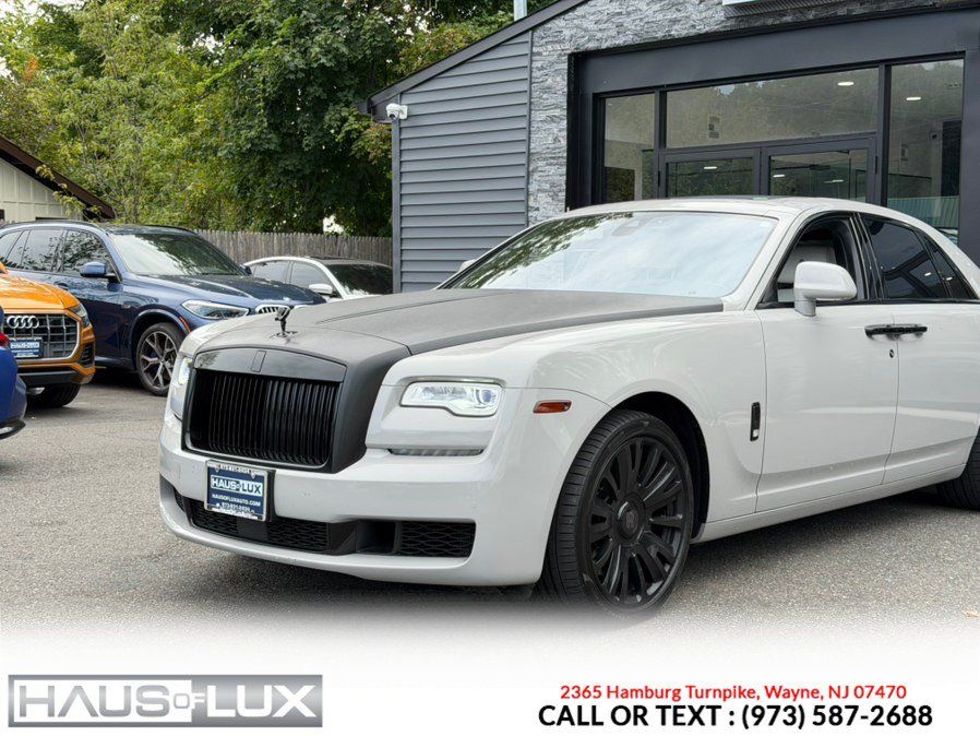 Used 2018 Rolls-Royce Ghost RWD image 13