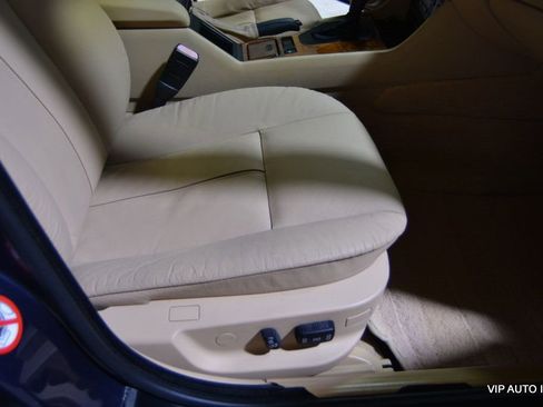 Used 2002 BMW 525i Sedan image 18