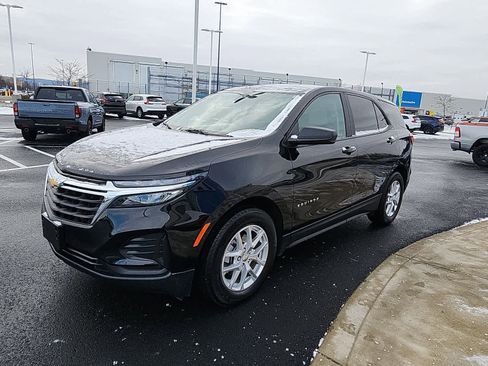 Used 2023 Chevrolet Equinox LS w/ LS Convenience Package image 6