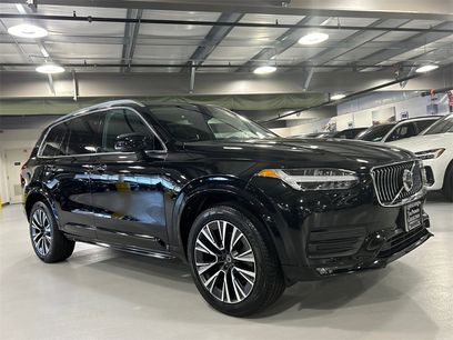 Certified 2022 Volvo XC90 T6 Momentum w/ Climate Package