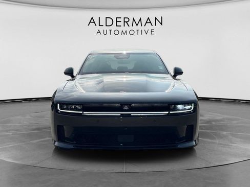 Used 2024 Dodge Charger Daytona Scat Pack w/ Plus Group AWD/4WD image 8