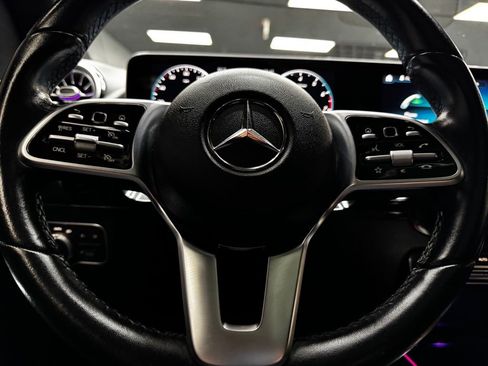 Used 2021 Mercedes-Benz GLA 250 image 22