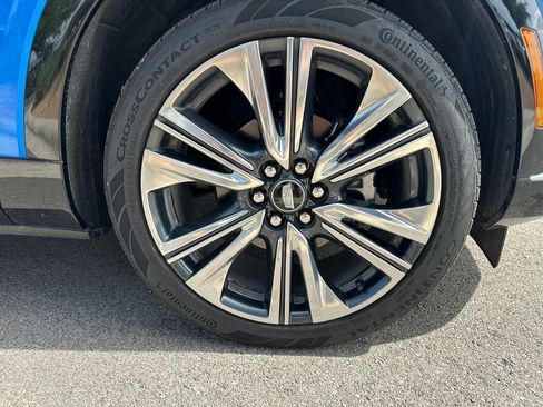 New 2025 Cadillac Optiq Luxury 2 w/ LPO, Floor Liner Package AWD/4WD image 17