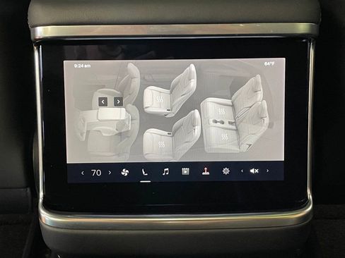 Used 2022 Tesla Model X Plaid image 21