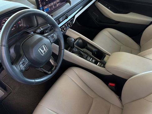 Used 2023 Honda Accord EX-L image 12