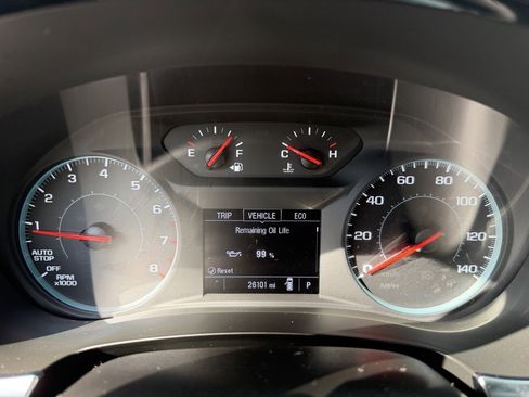 Used 2023 Chevrolet Traverse LS image 22