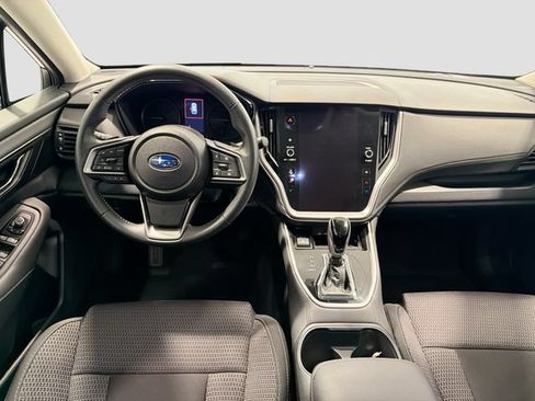 Used 2025 Subaru Outback Premium AWD/4WD image 19