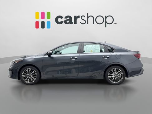 Used 2023 Kia Forte GT-Line FWD image 2