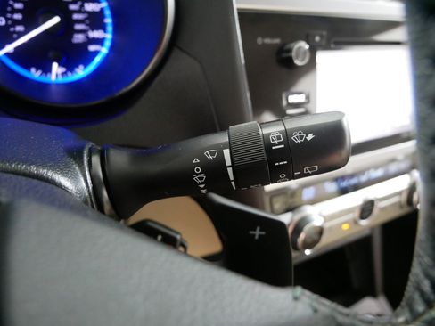 Used 2017 Subaru Outback 2.5i Premium image 31