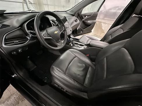 Used 2024 Chevrolet Malibu LT image 18