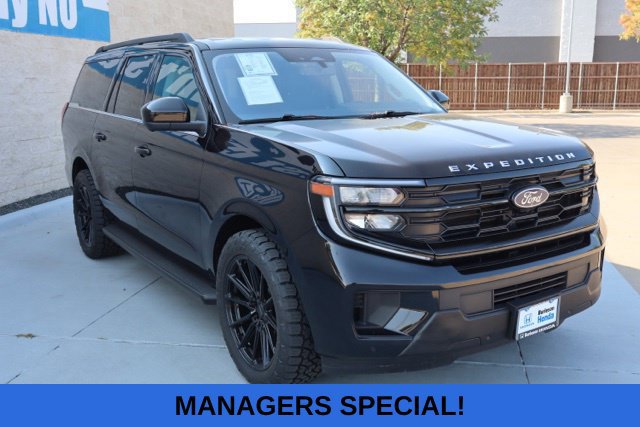 Used 2025 Ford Expedition Max Active AWD/4WD image 4