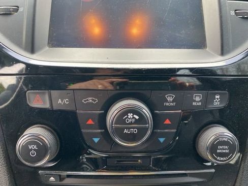 Used 2013 Chrysler 300 S image 16