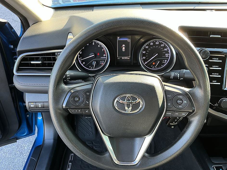Used 2020 Toyota Camry LE FWD image 14
