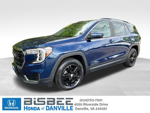 Used 2022 GMC Terrain SLE w/ Driver Convenience Package AWD/4WD image 1
