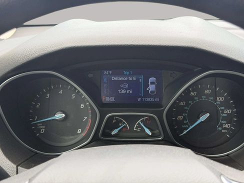 Used 2014 Ford Focus SE FWD image 23