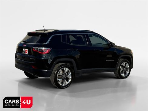 Used 2018 Jeep Compass Limited image 7