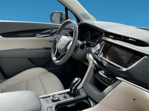 Certified 2023 Cadillac XT6 Premium Luxury w/ Technology Package image 10