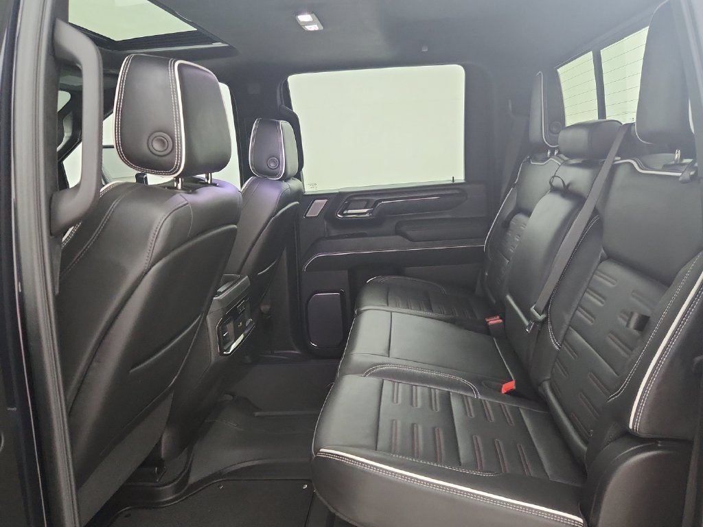 Used 2024 GMC Sierra 2500 AT4X AWD/4WD image 26
