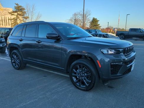 New 2026 Jeep Grand Cherokee Limited image 2