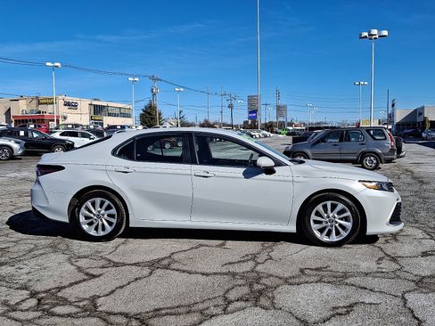 Certified 2023 Toyota Camry LE image 8