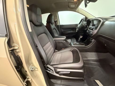 Used 2022 GMC Canyon AT4 image 13