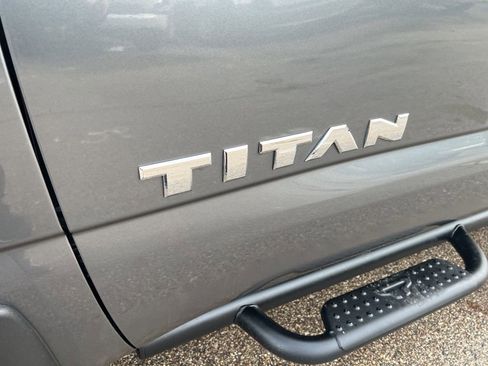 Certified 2024 Nissan Titan SV w/ SV Convenience Package image 30