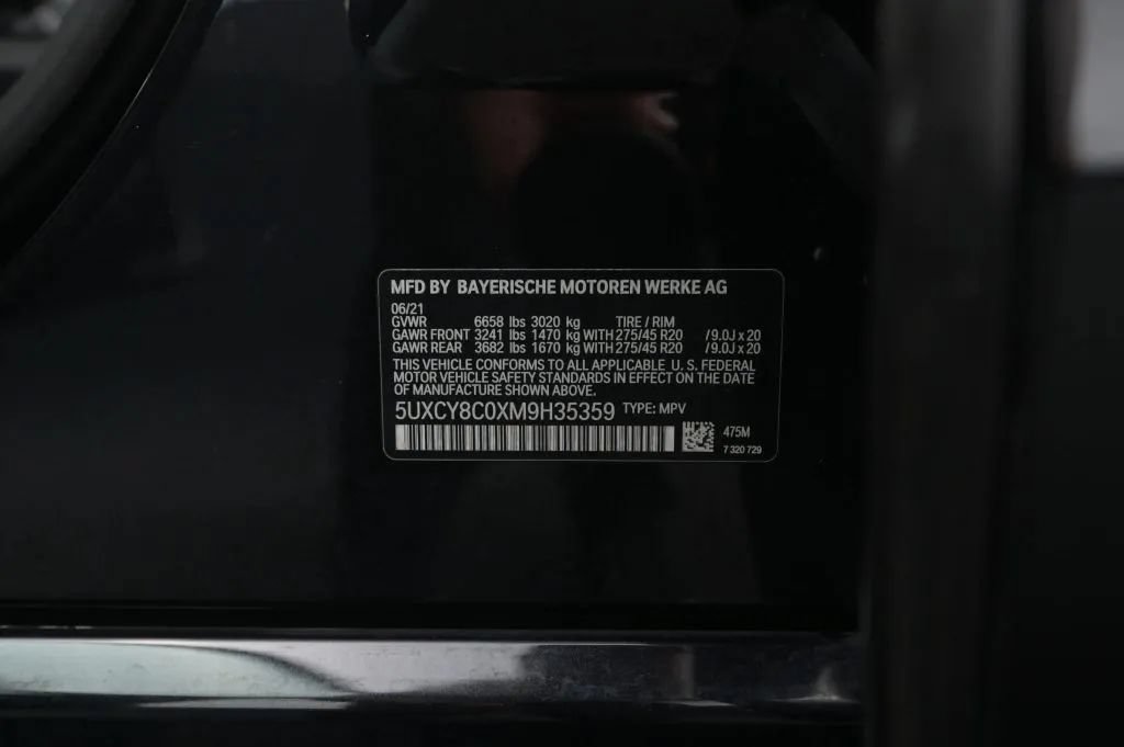Used 2021 BMW X6 M50i AWD/4WD image 9