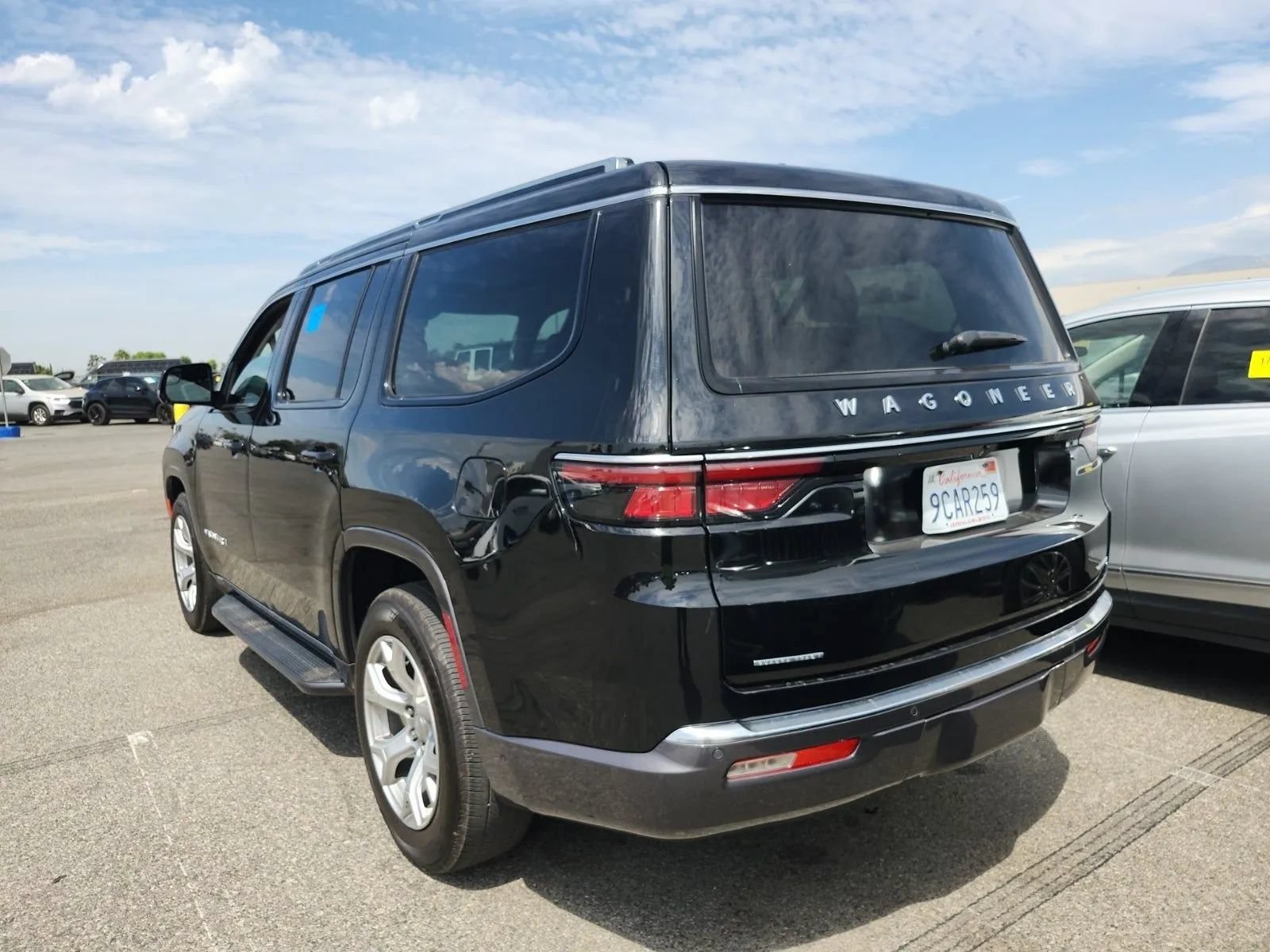 Used 2022 Jeep Wagoneer Series I w/ Convenience Group I AWD/4WD image 4