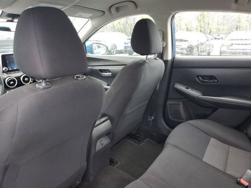 Used 2025 Nissan Sentra SV image 11