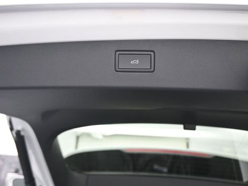 New 2026 Volkswagen Tiguan SE AWD/4WD image 41